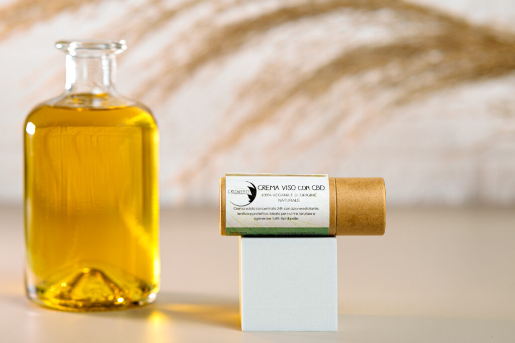 Crema viso in stick al CBD